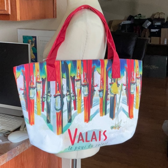 Lady Liberty Fashions Red & White Ski Valais Tote, NWT - Picture 2 of 16